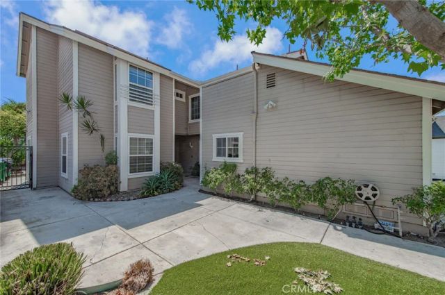 51 Cape Cod, Irvine, CA 92620