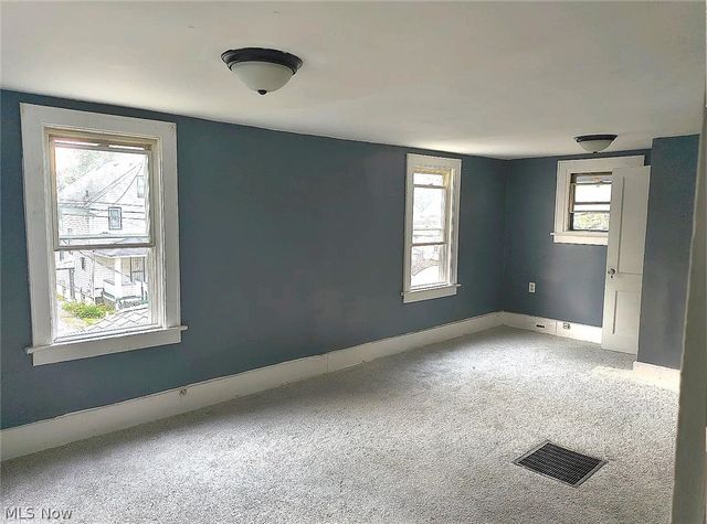 877 Hammel Street, Akron, OH 44306