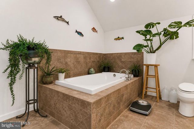 56 WALNUT ST, Little Egg Harbor Twp, NJ 08087