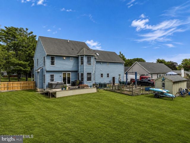 56 WALNUT ST, Little Egg Harbor Twp, NJ 08087