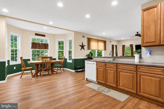 56 WALNUT ST, Little Egg Harbor Twp, NJ 08087