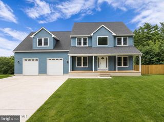 56 WALNUT ST, Little Egg Harbor Twp, NJ 08087