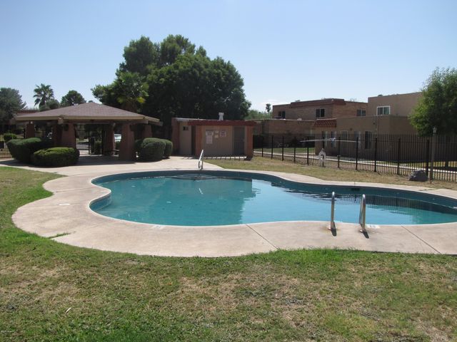 6533 E Calle La Paz Unit D, Tucson, AZ 85715