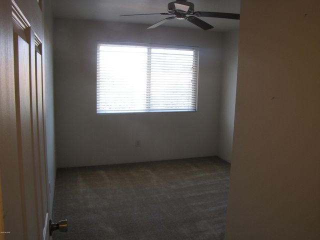 6533 E Calle La Paz Unit D, Tucson, AZ 85715