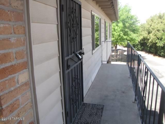 6533 E Calle La Paz Unit D, Tucson, AZ 85715