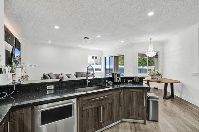 16180 SW 14th St, Pembroke Pines, FL 33027