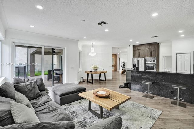 16180 SW 14th St, Pembroke Pines, FL 33027