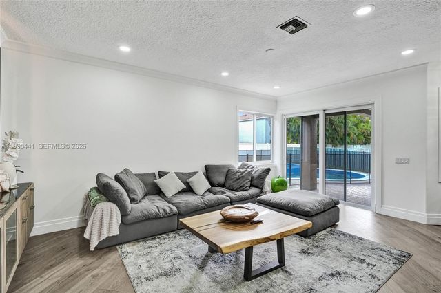 16180 SW 14th St, Pembroke Pines, FL 33027