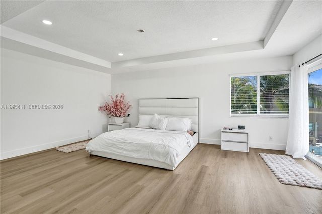 16180 SW 14th St, Pembroke Pines, FL 33027