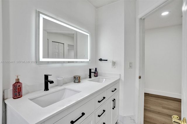 16180 SW 14th St, Pembroke Pines, FL 33027