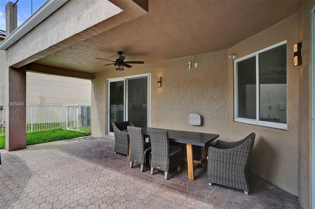 16180 SW 14th St, Pembroke Pines, FL 33027