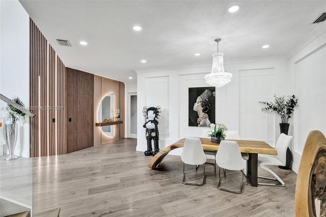 16180 SW 14th St, Pembroke Pines, FL 33027