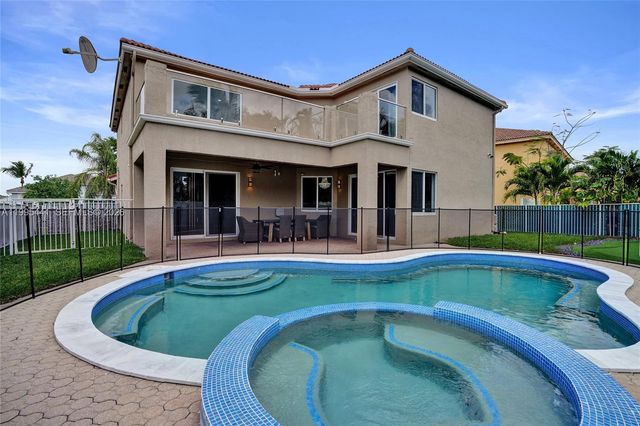 16180 SW 14th St, Pembroke Pines, FL 33027