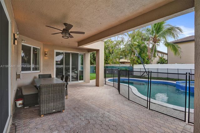 16180 SW 14th St, Pembroke Pines, FL 33027