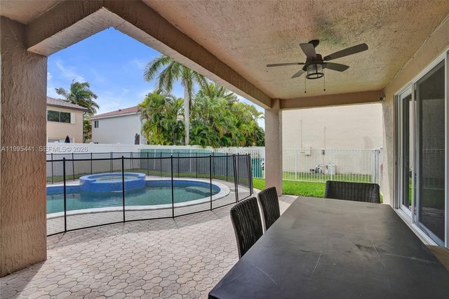 16180 SW 14th St, Pembroke Pines, FL 33027