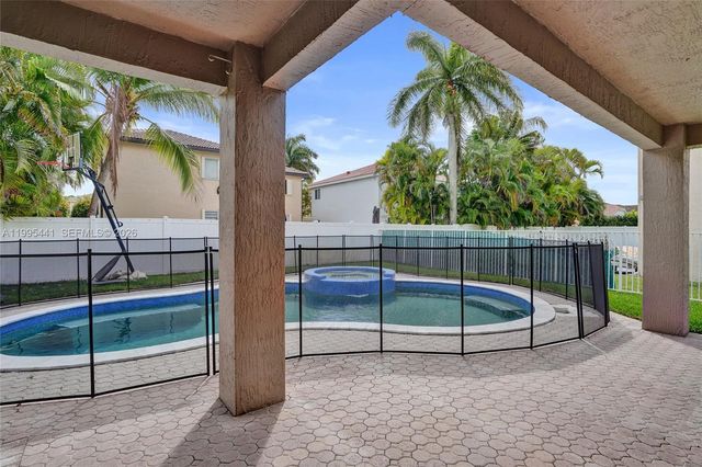 16180 SW 14th St, Pembroke Pines, FL 33027