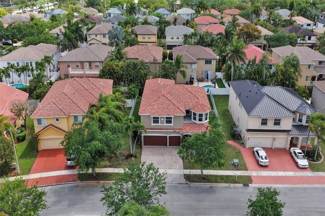 16180 SW 14th St, Pembroke Pines, FL 33027