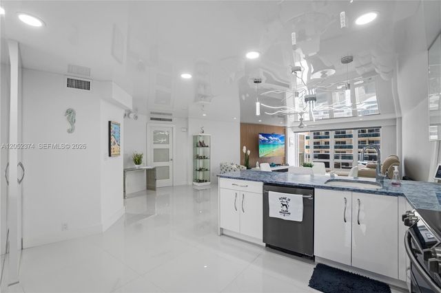 4100 Galt Ocean Drive 404, Fort Lauderdale, FL 33308