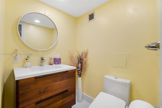 4100 Galt Ocean Drive 404, Fort Lauderdale, FL 33308