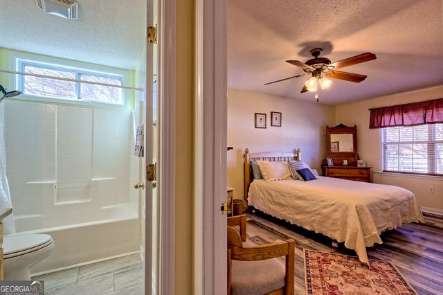 16 Riverview Lane, Dillard, GA 30537