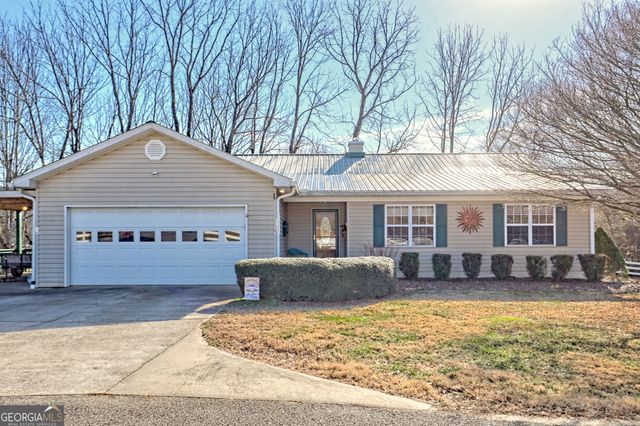 16 Riverview Lane, Dillard, GA 30537