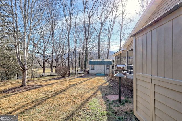 16 Riverview Lane, Dillard, GA 30537