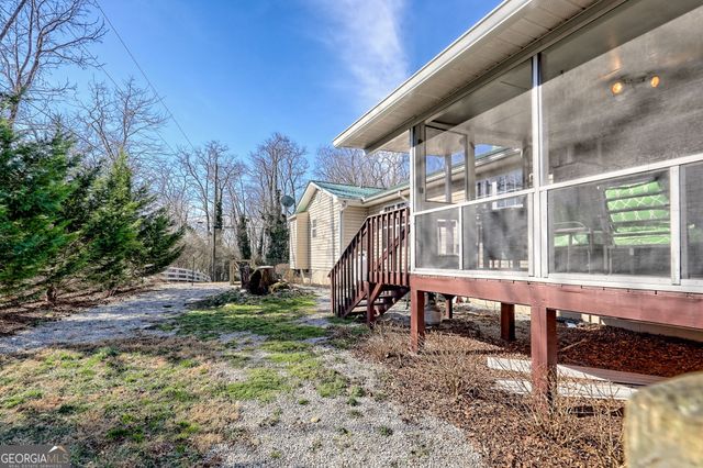 16 Riverview Lane, Dillard, GA 30537