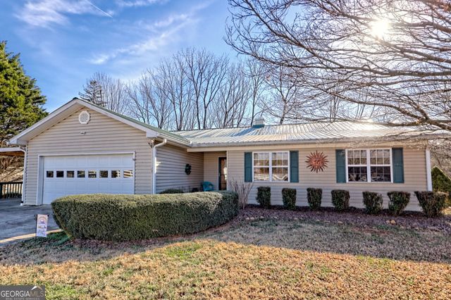 16 Riverview Lane, Dillard, GA 30537