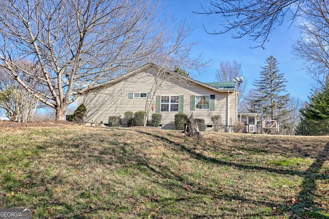 16 Riverview Lane, Dillard, GA 30537