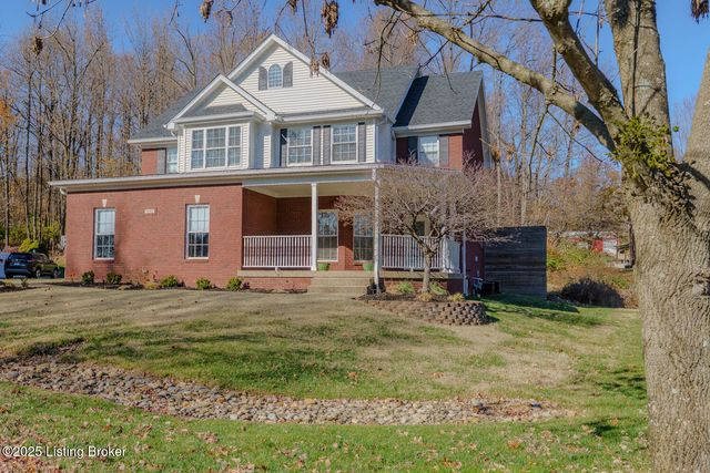 9005 Hiview Ln, Louisville, KY 40272