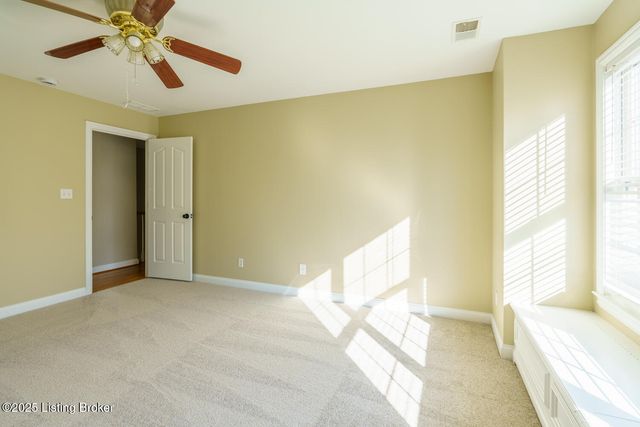 9005 Hiview Ln, Louisville, KY 40272