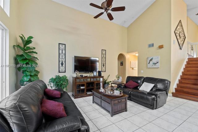 15522 NW 12th Ct, Pembroke Pines, FL 33028