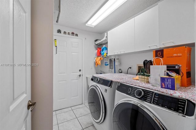 15522 NW 12th Ct, Pembroke Pines, FL 33028