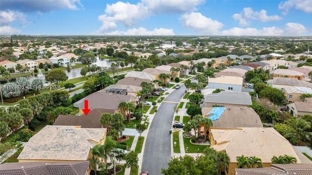 15522 NW 12th Ct, Pembroke Pines, FL 33028