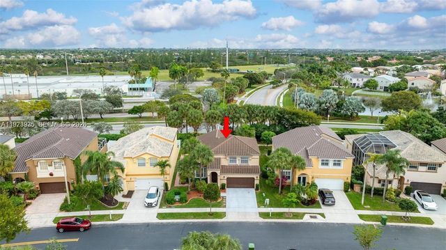15522 NW 12th Ct, Pembroke Pines, FL 33028