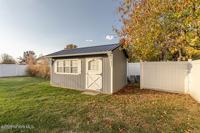 540 Independence Drive, Waterville, OH 43566