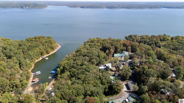 30 Rose Drive, Murray, KY 42071