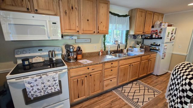 30 Rose Drive, Murray, KY 42071