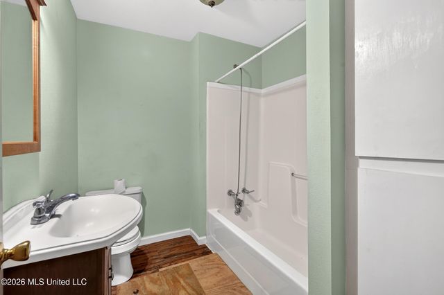 338 Carroll Avenue, Bay Saint Louis, MS 39520
