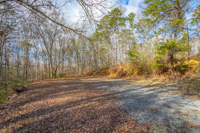 8509 Fair Oaks Road, Hixson, TN 37343