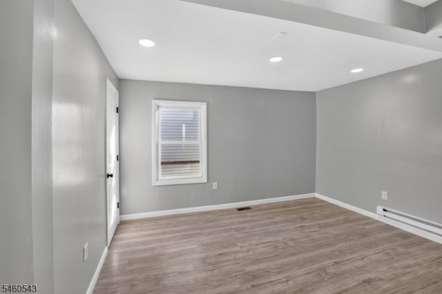 23 Leo Pl, Newark City, NJ 07108