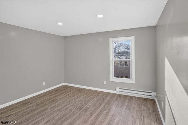 23 Leo Pl, Newark City, NJ 07108