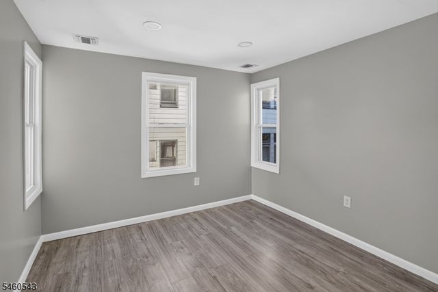 23 Leo Pl, Newark City, NJ 07108