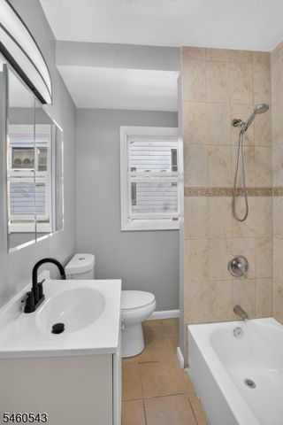 23 Leo Pl, Newark City, NJ 07108