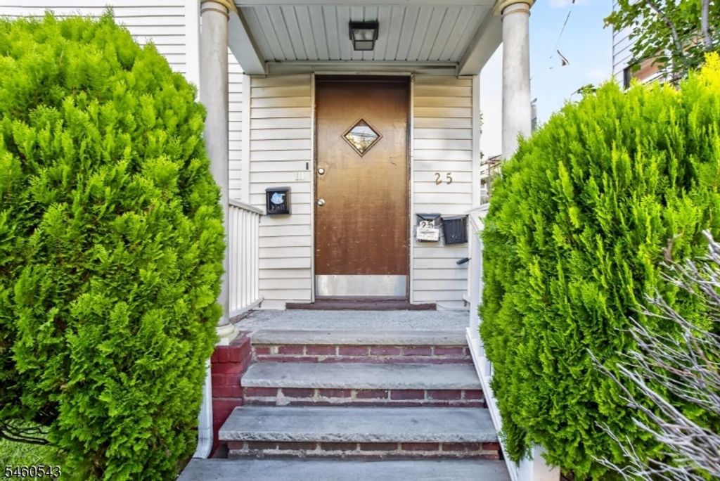 23 Leo Pl, Newark City, NJ 07108 — photo 3