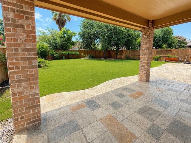 822 Floriencia Street, Sugar Land, TX 77479