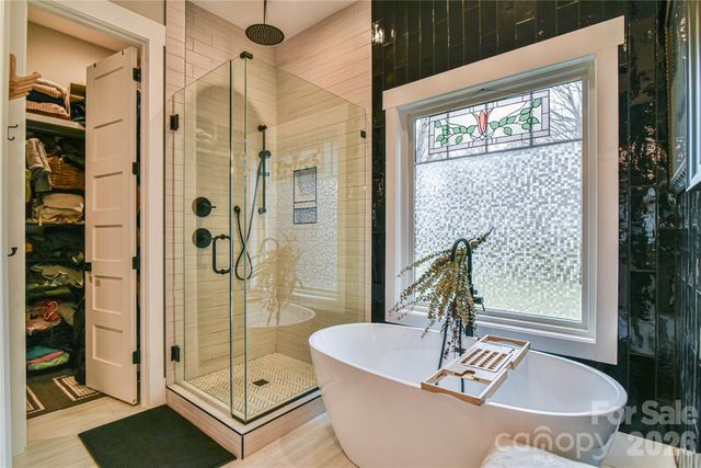 138 Mavrick Drive, Mills River, NC 28759