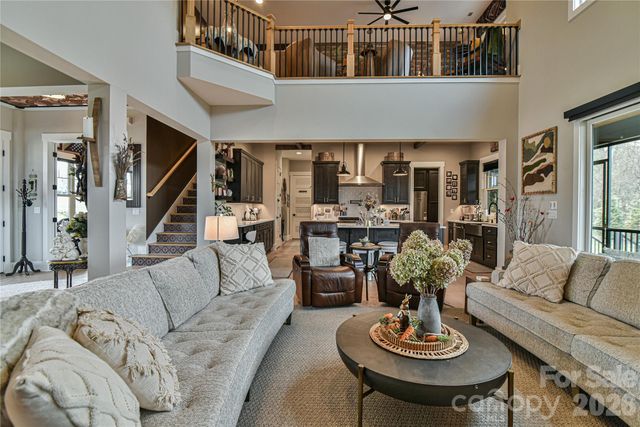 138 Mavrick Drive, Mills River, NC 28759