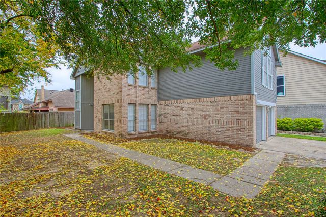 4426 Trace Mill Court, Houston, TX 77066