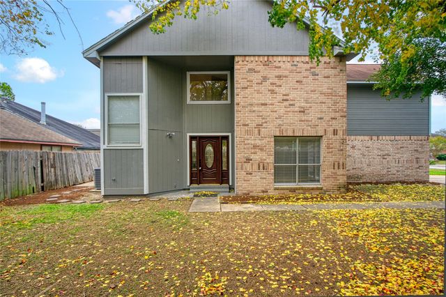 4426 Trace Mill Court, Houston, TX 77066